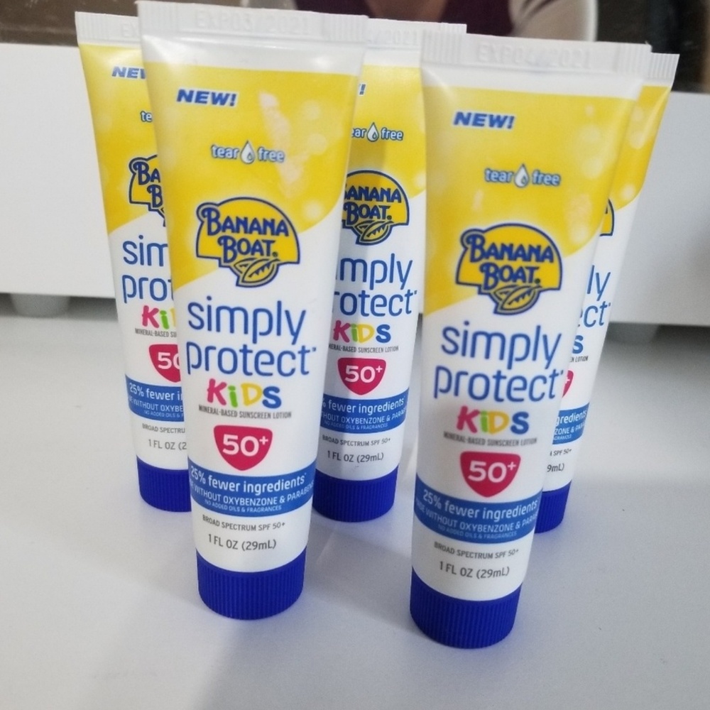 Banana boat kids sunscreen lot